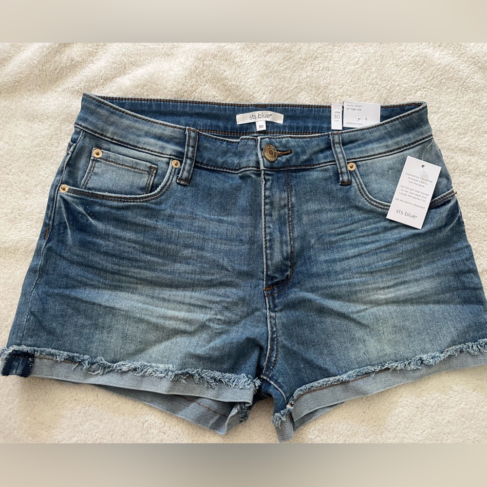 STS Blue Molly High Rise Frayed Cuff Boyfriend Molly Shorts